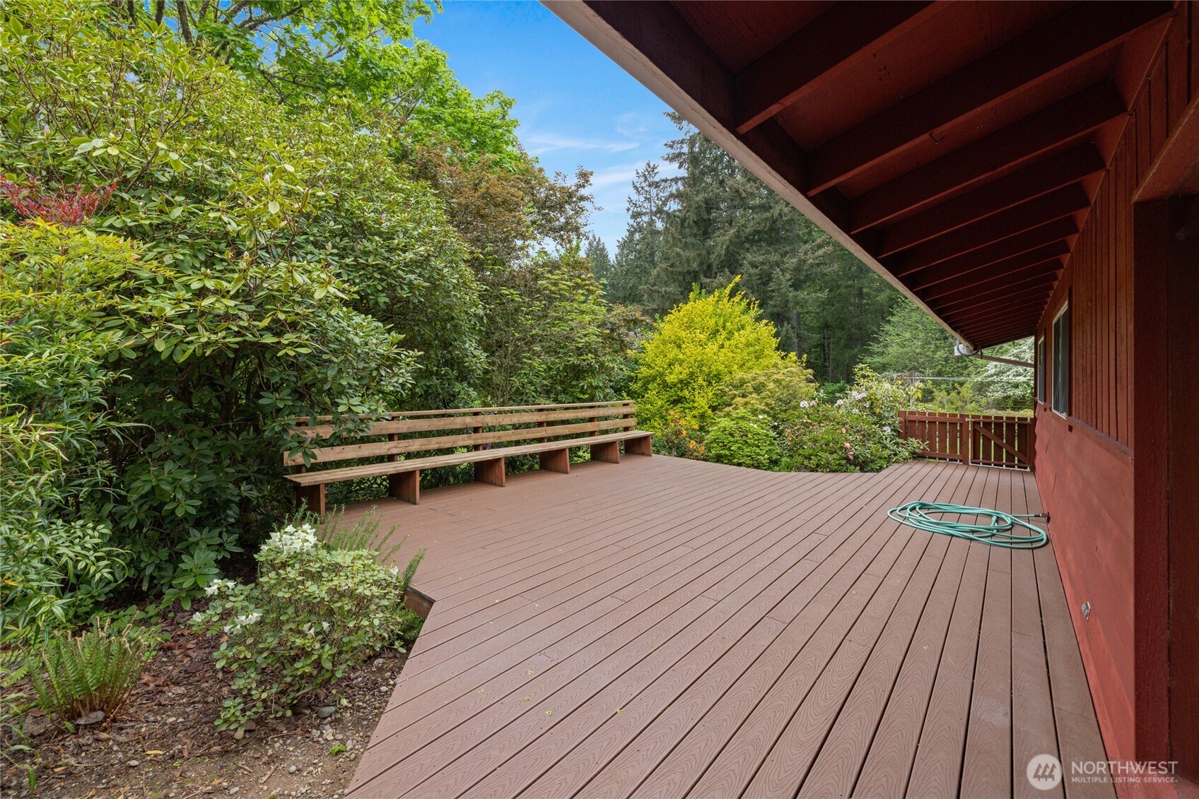 12915 412th St E , Eatonville, WA 98328