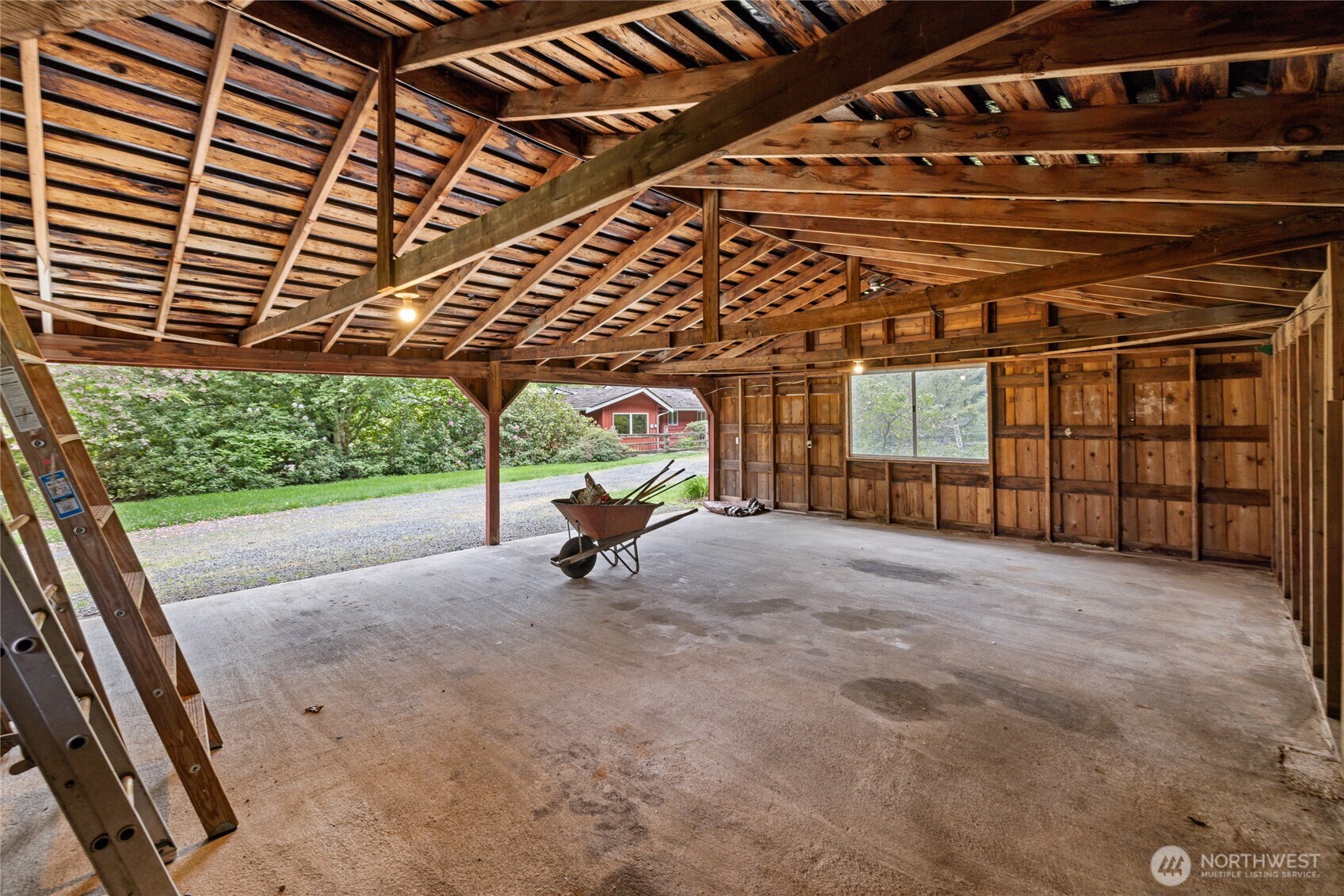 12915 412th St E , Eatonville, WA 98328