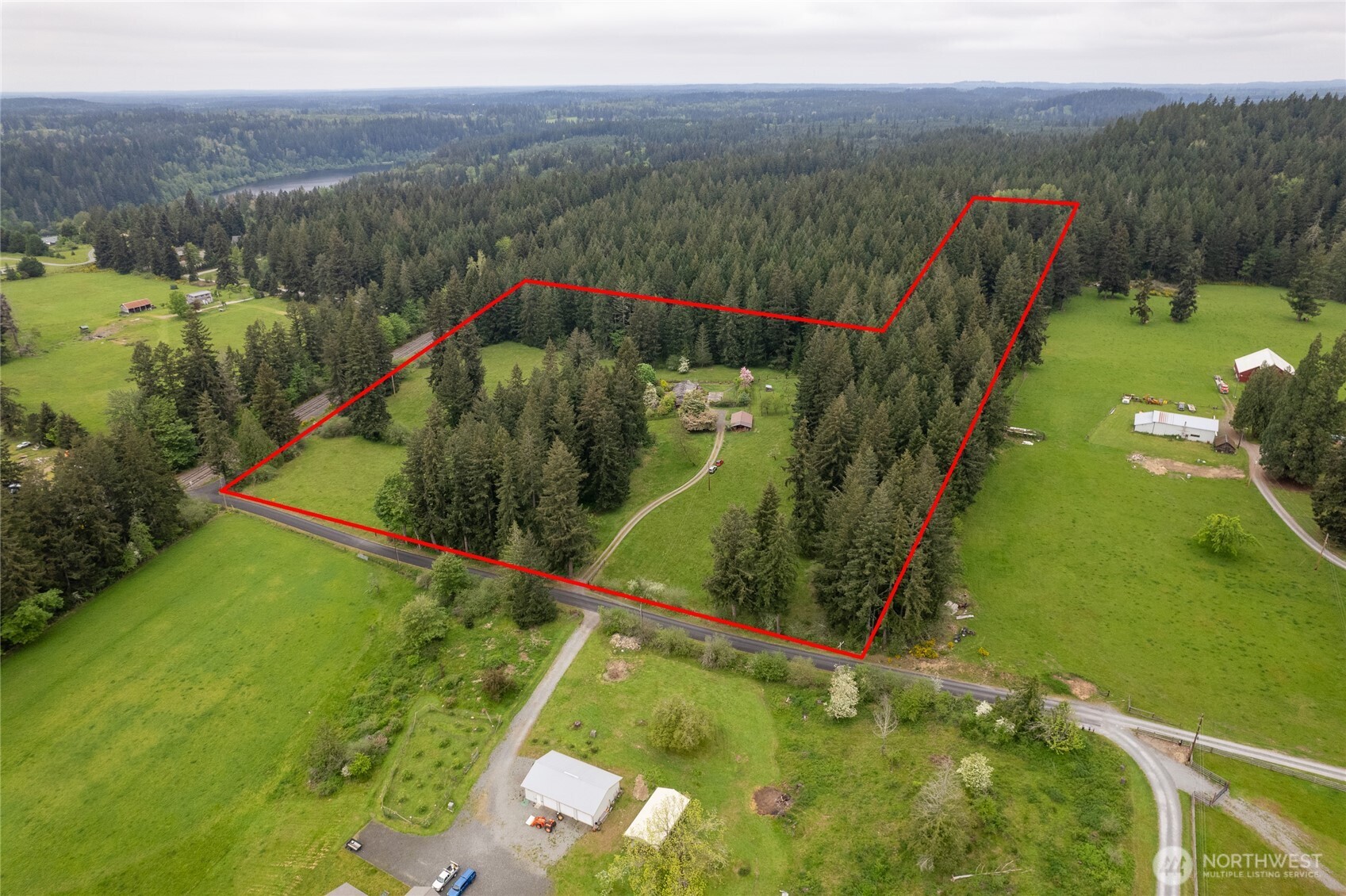 12915 412th St E , Eatonville, WA 98328