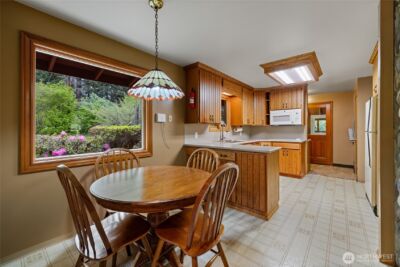 12915 412th St E , Eatonville, WA 98328 - Photo 4