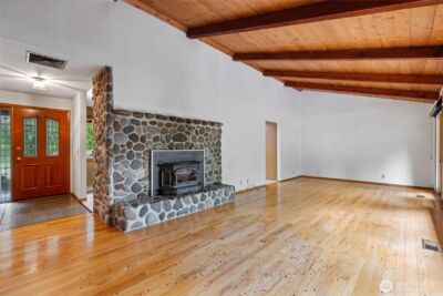 12915 412th St E , Eatonville, WA 98328 - Photo 9