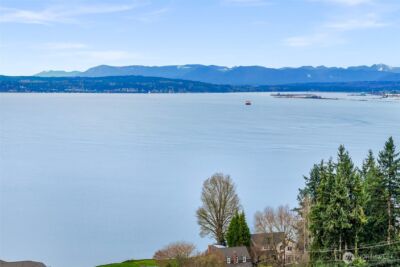 2126 W Mukilteo Boulevard , Everett, WA 98203 - Photo 4