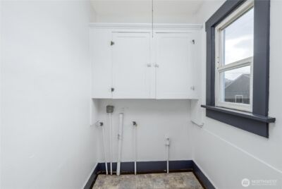 734 W 4th St , Port Angeles, WA 98363 - Photo 12