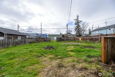 734 W 4th St , Port Angeles, WA 98363 - Photo 19