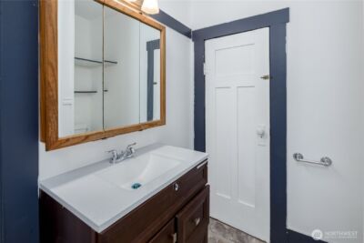 734 W 4th St , Port Angeles, WA 98363 - Photo 23