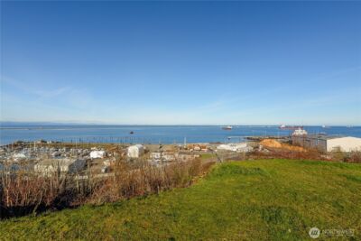 734 W 4th St , Port Angeles, WA 98363 - Photo 3