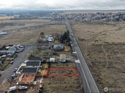 8 Division St S, Soap Lake, WA 98851 - Photo 4