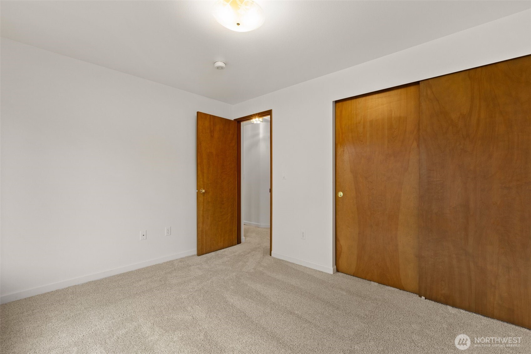 3205 Jeri Drive NE, Lacey, WA 98516