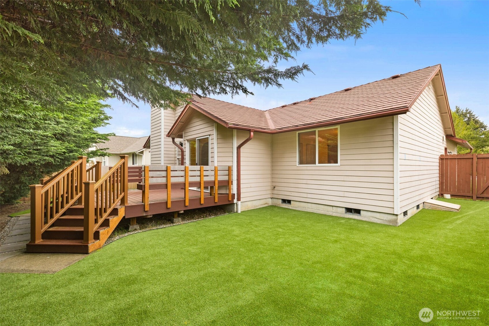 3205 Jeri Drive NE, Lacey, WA 98516