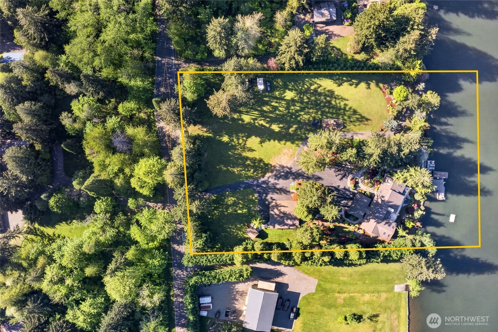 21421 Snag Island Drive E, Lake Tapps, WA 98391