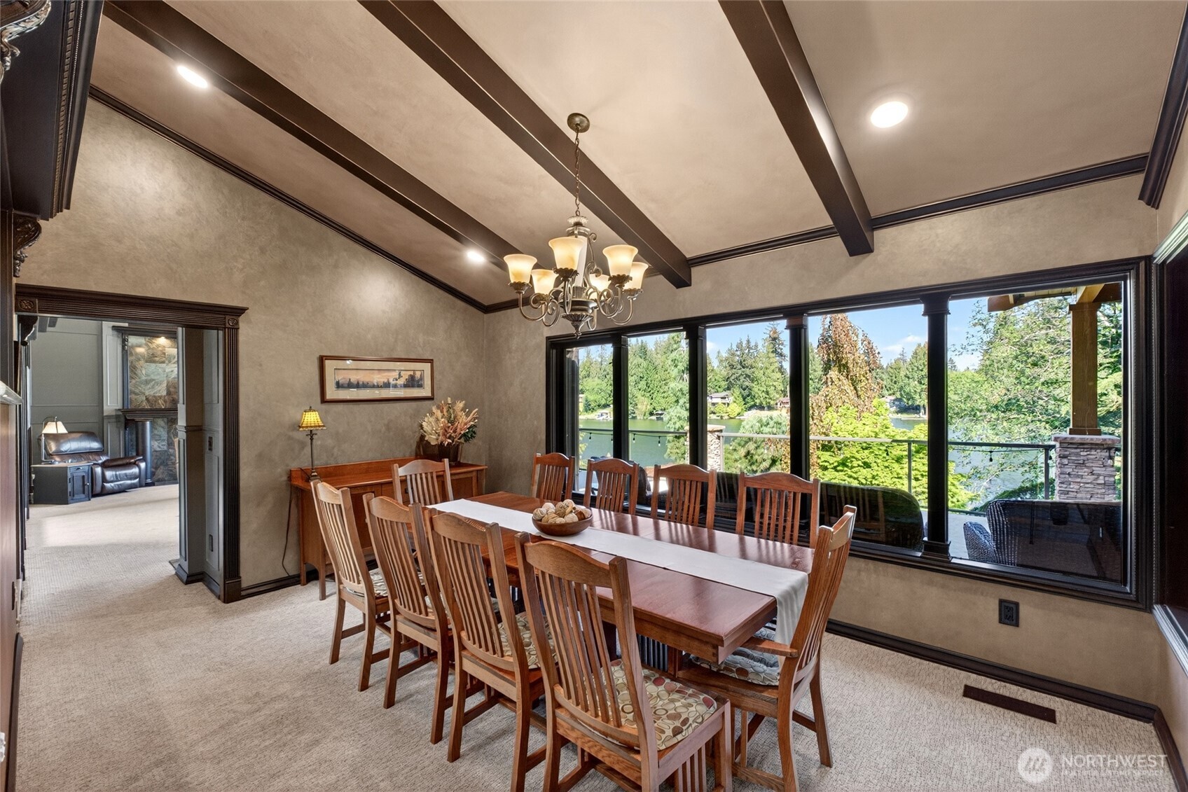 21421 Snag Island Drive E, Lake Tapps, WA 98391