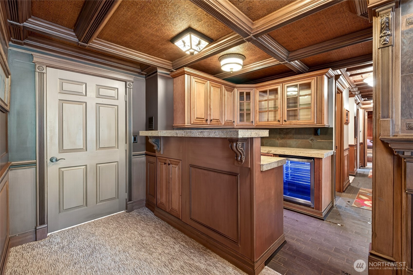 21421 Snag Island Drive E, Lake Tapps, WA 98391