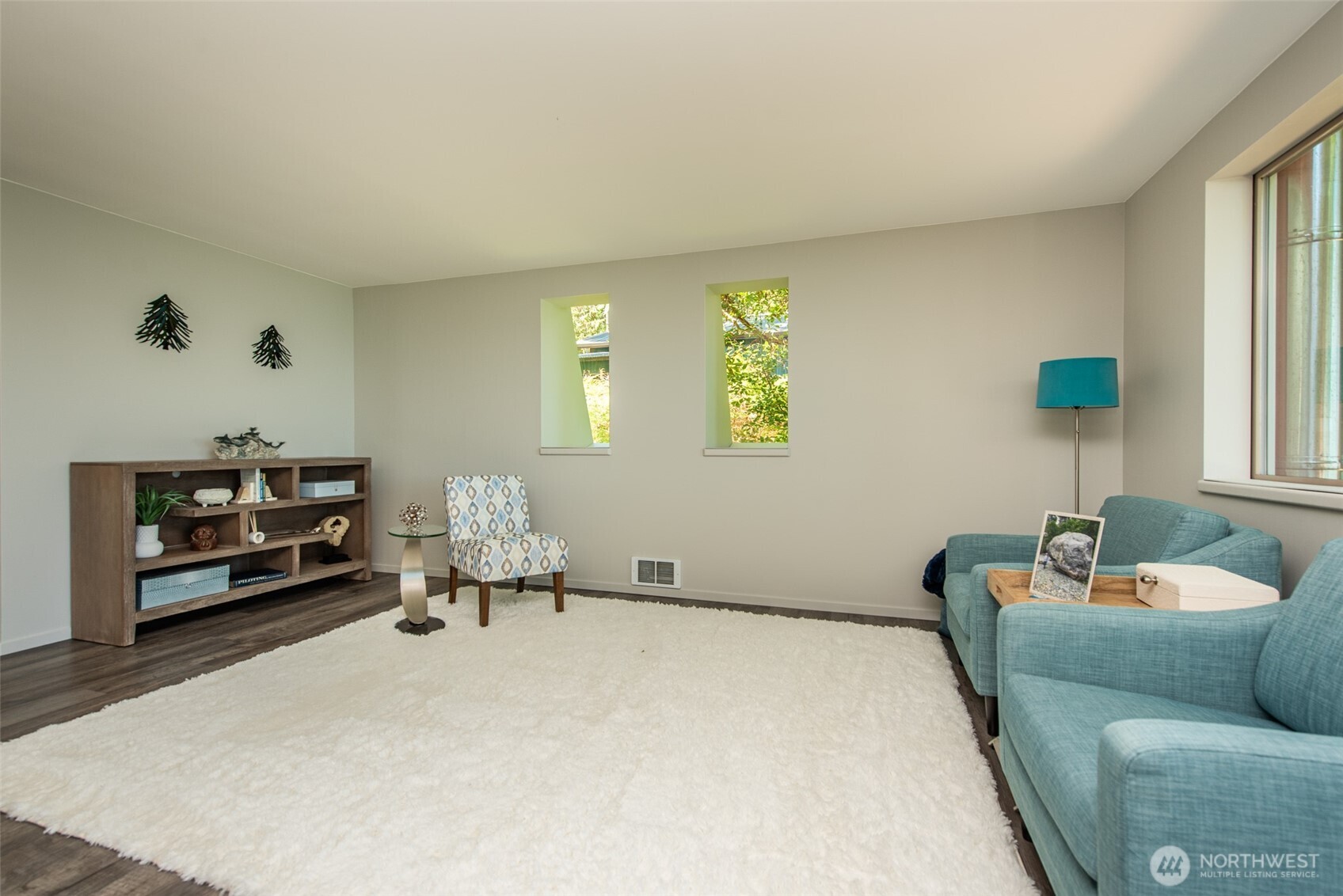 681 Bachelor Road , Sequim, WA 98382