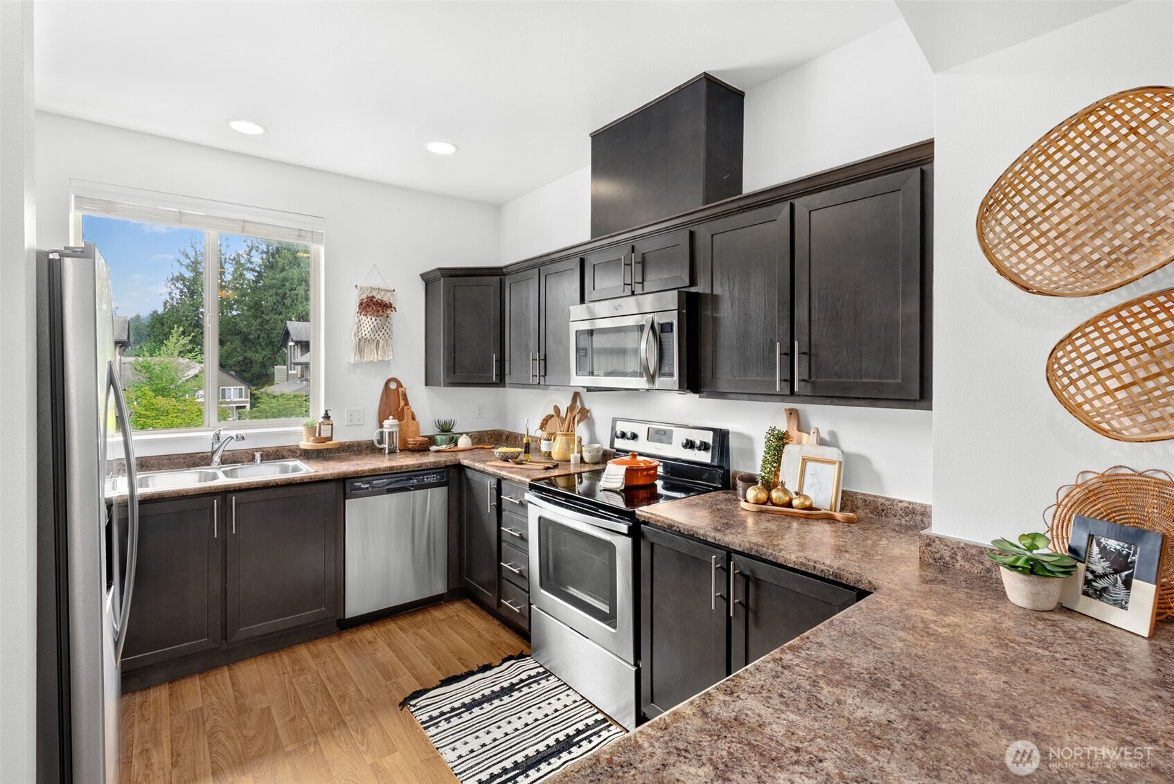 1900 Weaver Road #G103, Snohomish, WA 98290