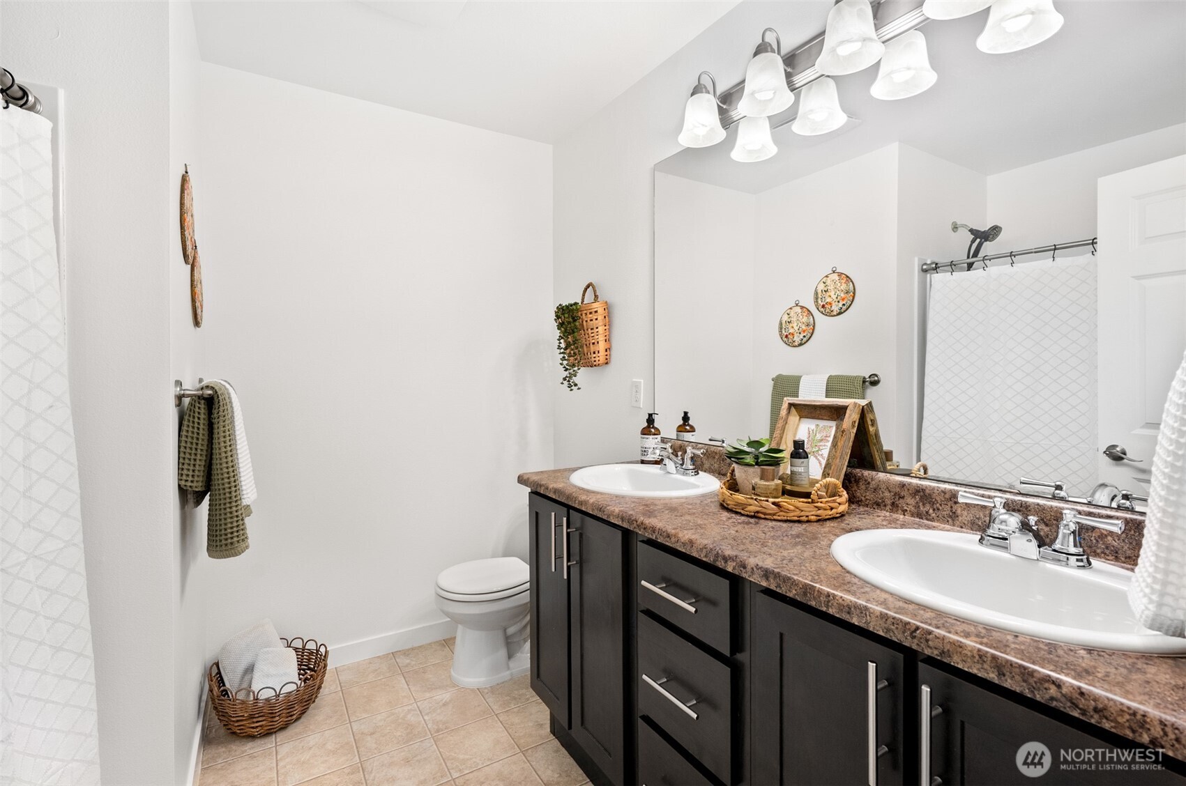 1900 Weaver Road #G103, Snohomish, WA 98290