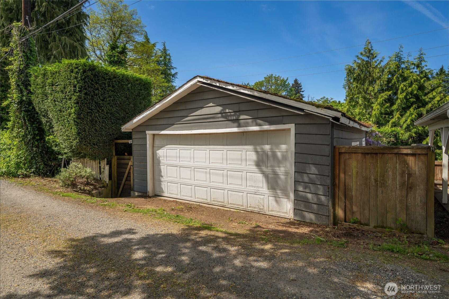 2516 3rd Avenue W, Seattle, WA 98119