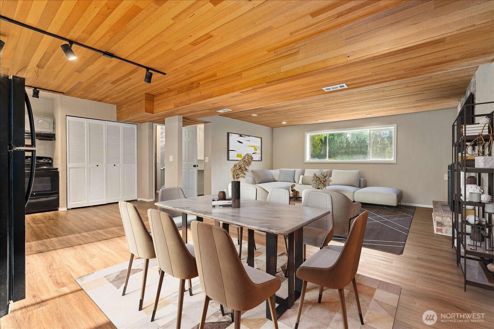 23521 3rd Avenue SE, Bothell, WA 98021-8708