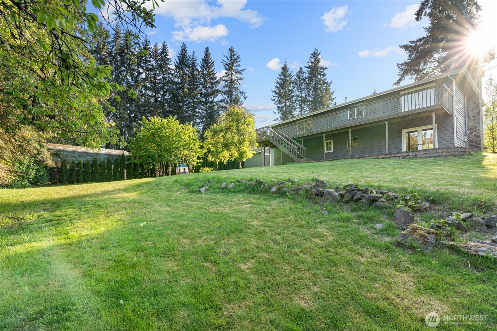 23521 3rd Avenue SE, Bothell, WA 98021-8708