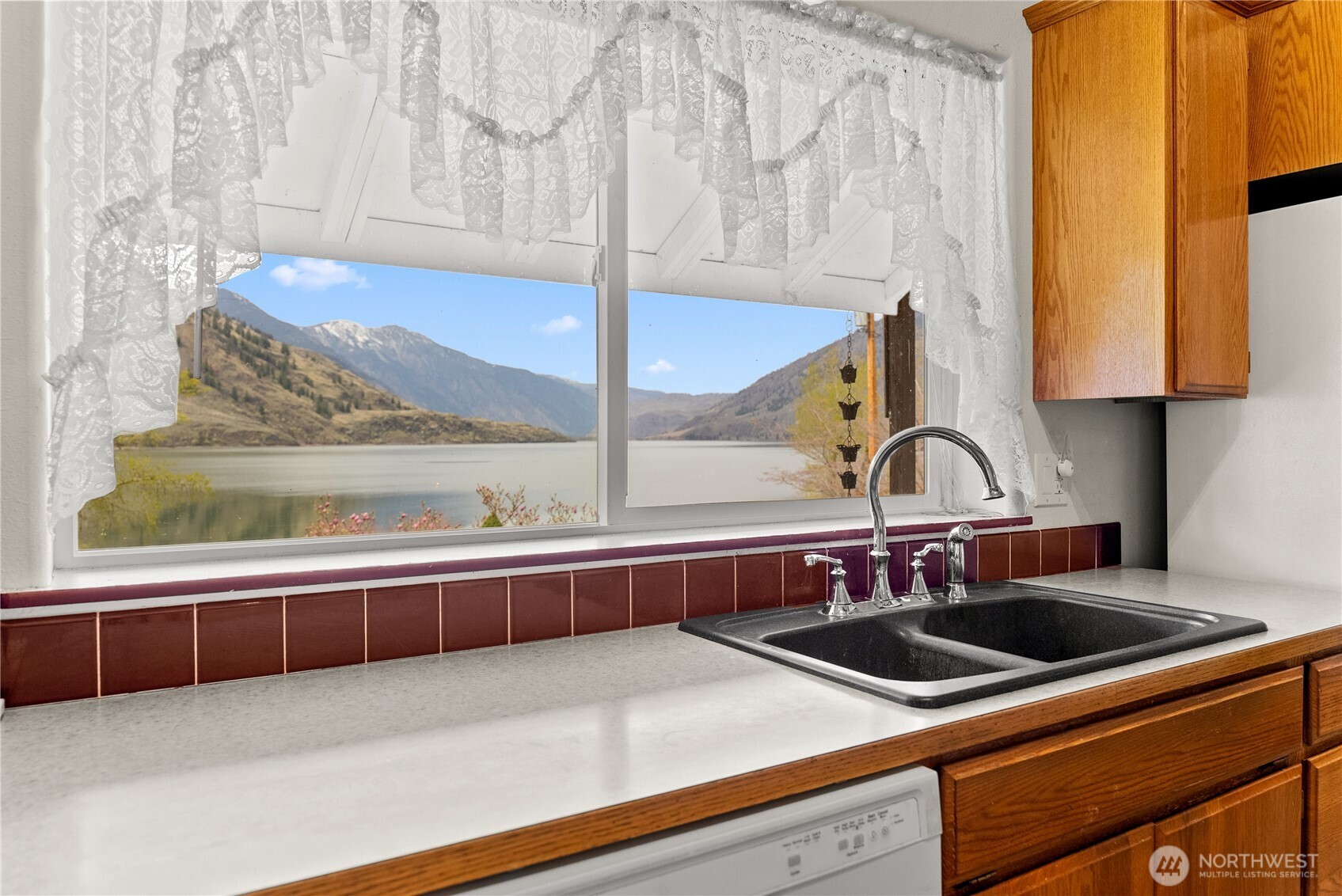 1622 Loomis Oroville Road , Oroville, WA 98827