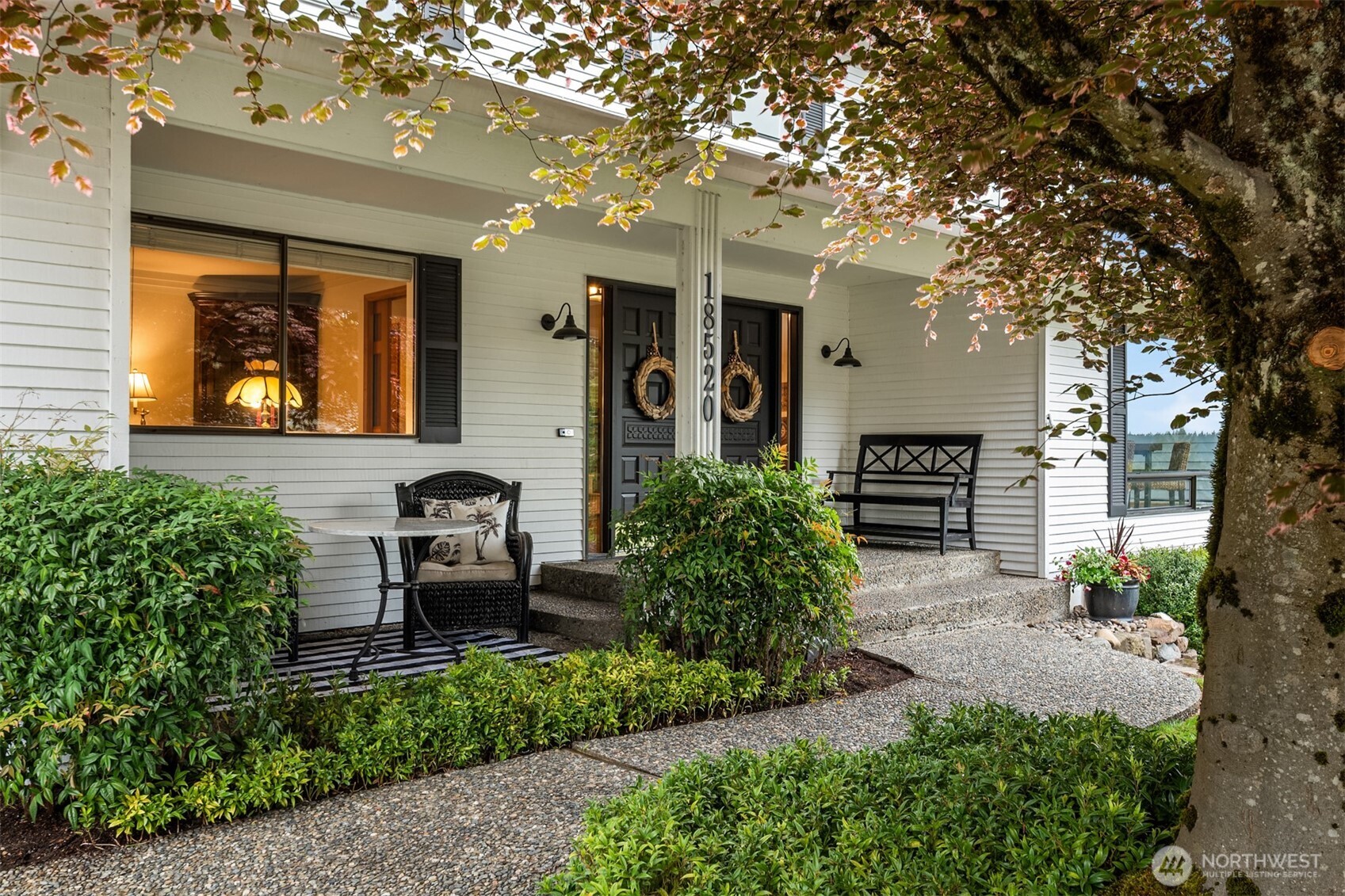 18520 NE 19th Place , Bellevue, WA 98008
