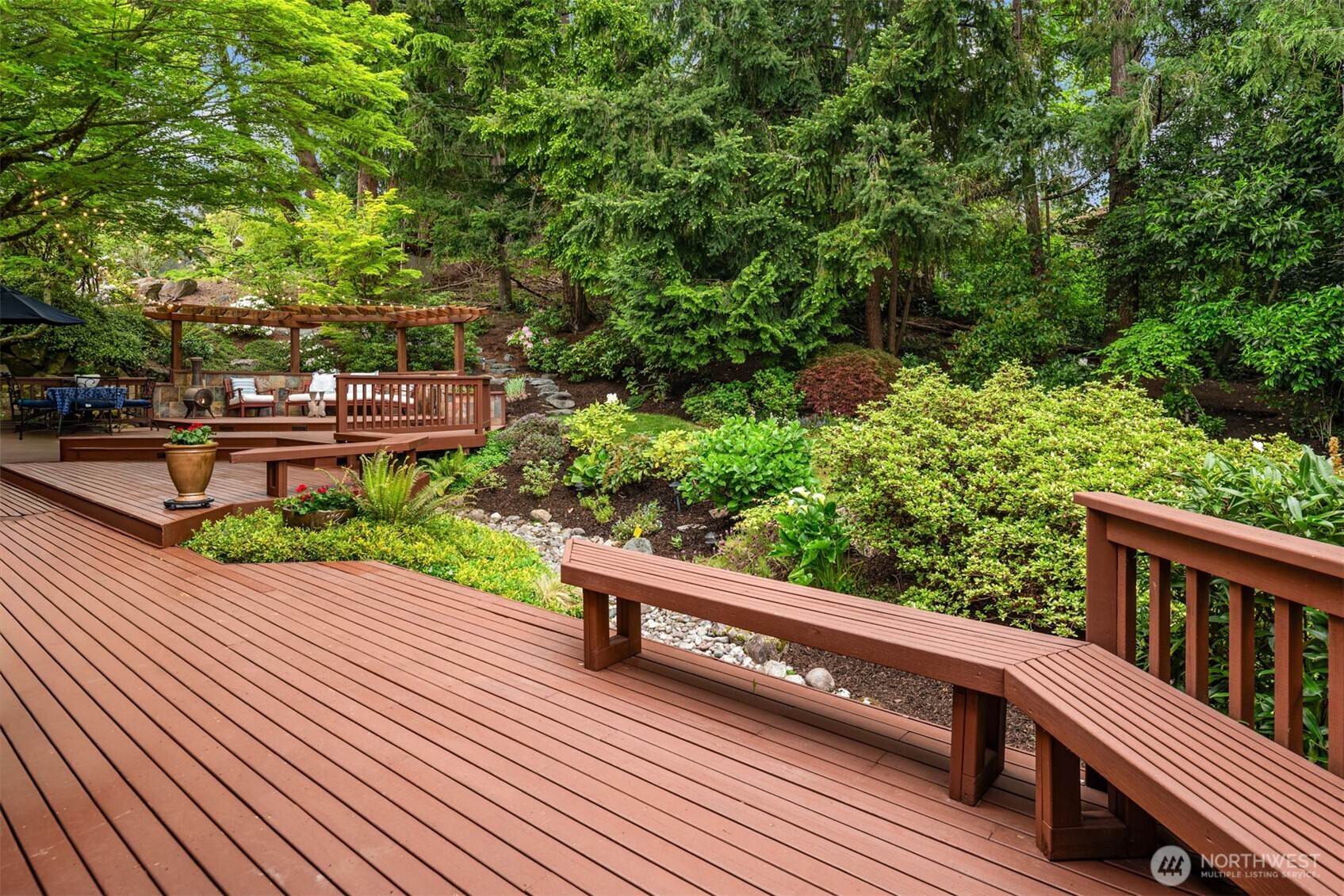 18520 NE 19th Place , Bellevue, WA 98008