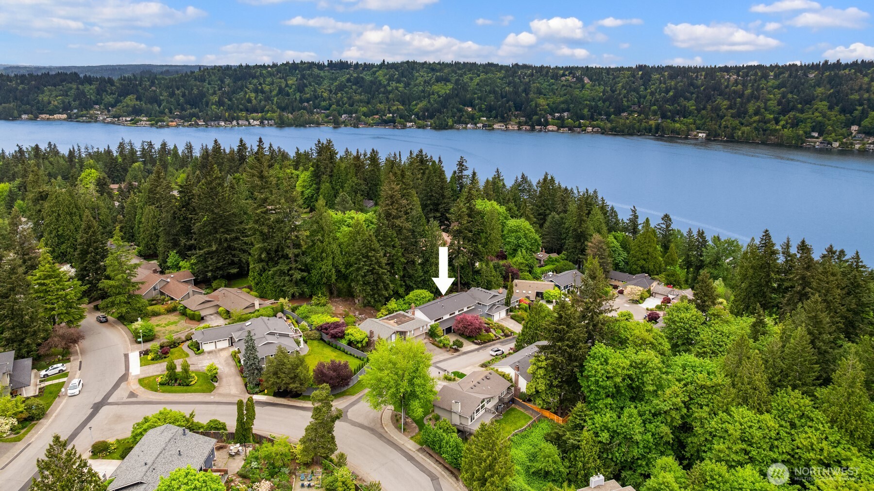 18520 NE 19th Place , Bellevue, WA 98008