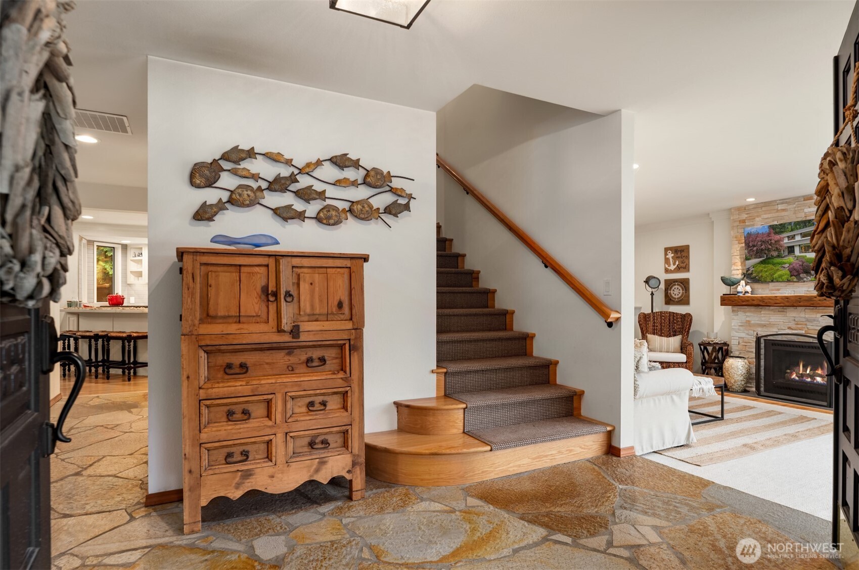 18520 NE 19th Place , Bellevue, WA 98008