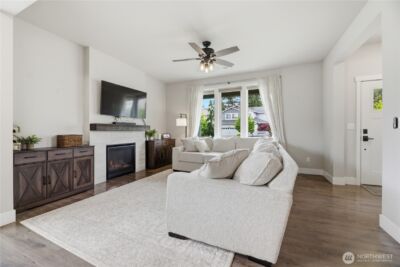 13255 178th Avenue Ct E, Bonney Lake, WA 98391 - Photo 9