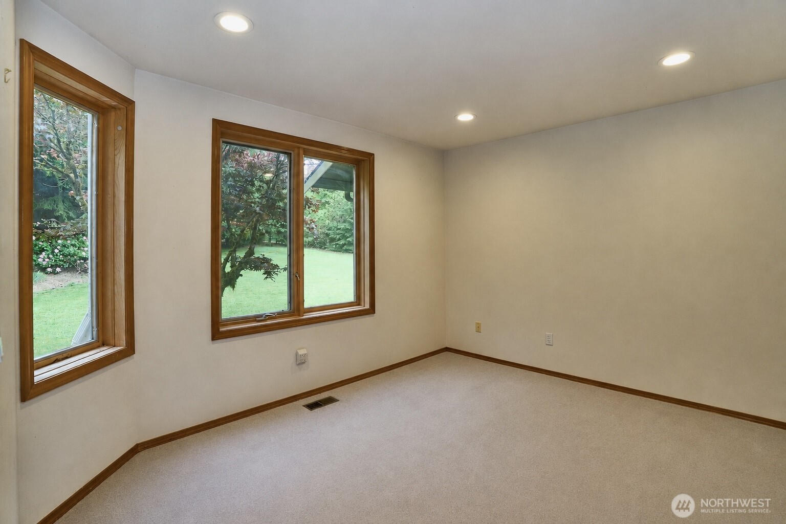 36119 249th Avenue SE, Enumclaw, WA 98022
