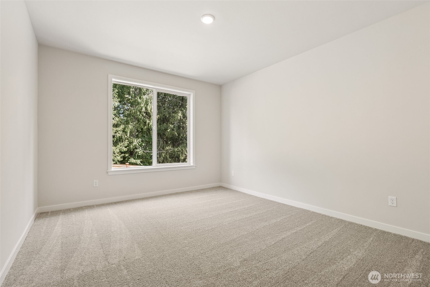 2031 NE Norseman Way , Poulsbo, WA 98370