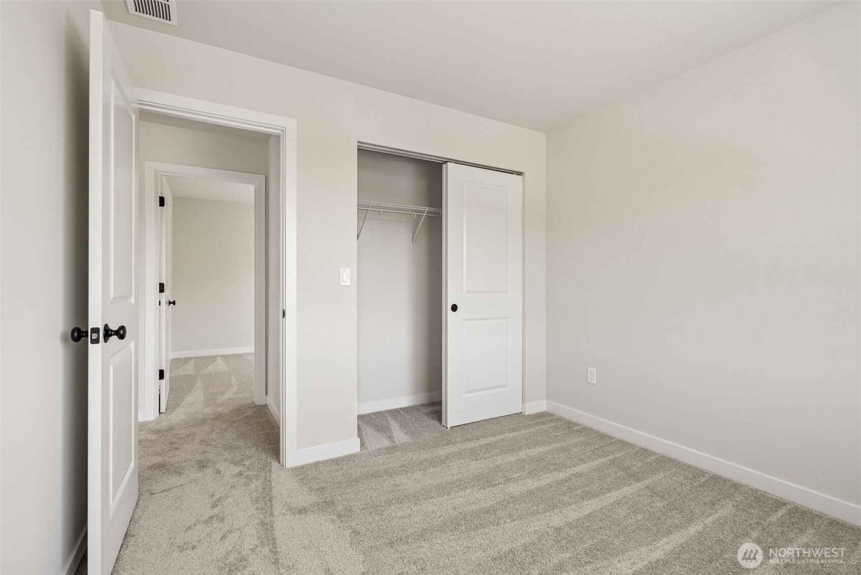 2031 NE Norseman Way , Poulsbo, WA 98370