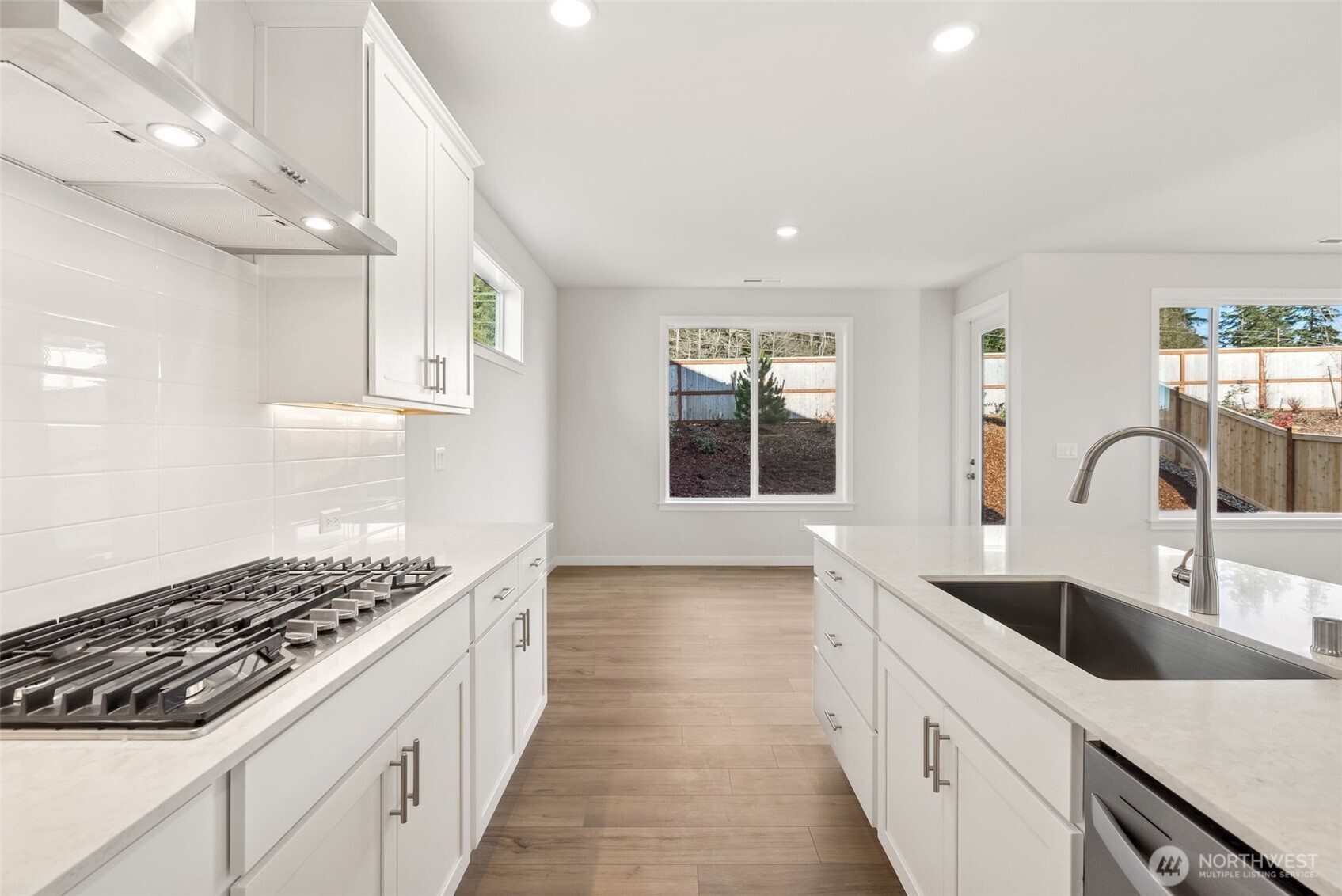 2031 NE Norseman Way , Poulsbo, WA 98370