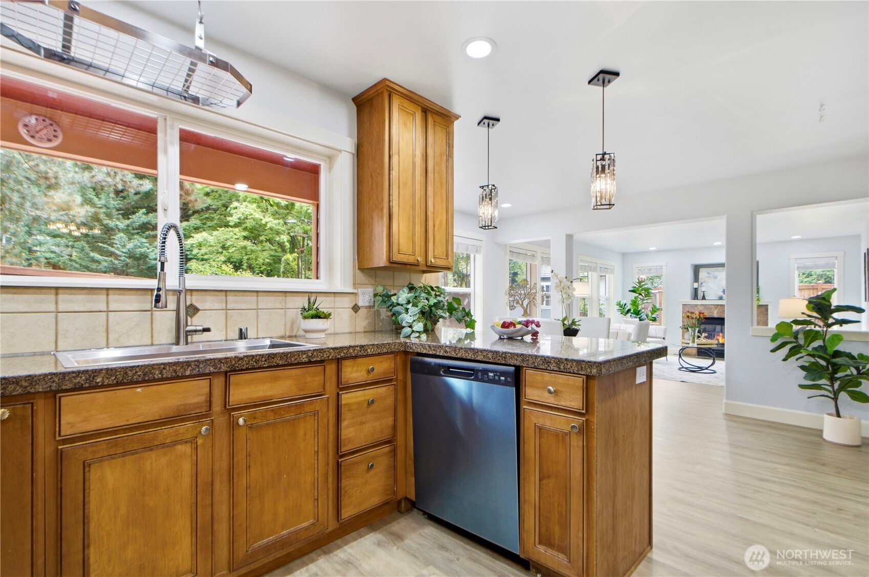 15410 Waynita Way NE, Bothell, WA 98011
