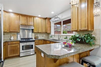 15410 Waynita Way NE, Bothell, WA 98011 - Photo 13