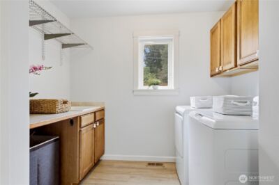 15410 Waynita Way NE, Bothell, WA 98011 - Photo 20