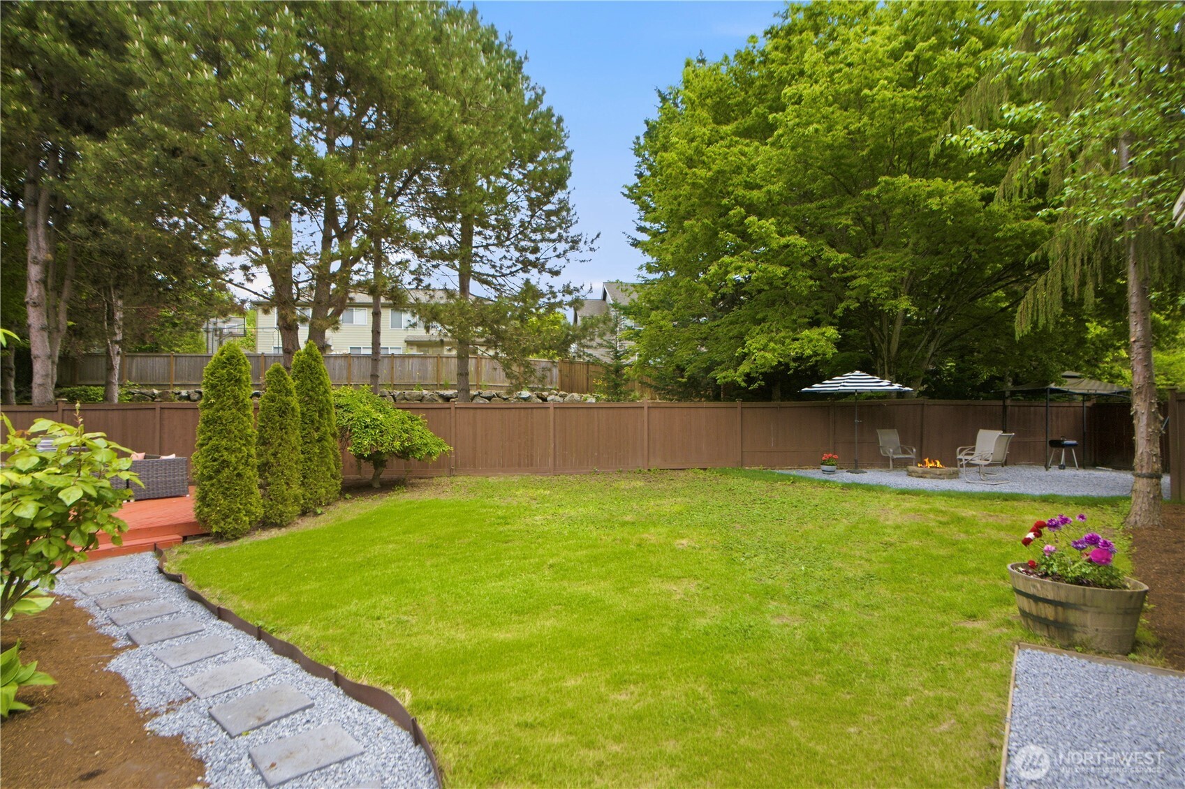 15410 Waynita Way NE, Bothell, WA 98011