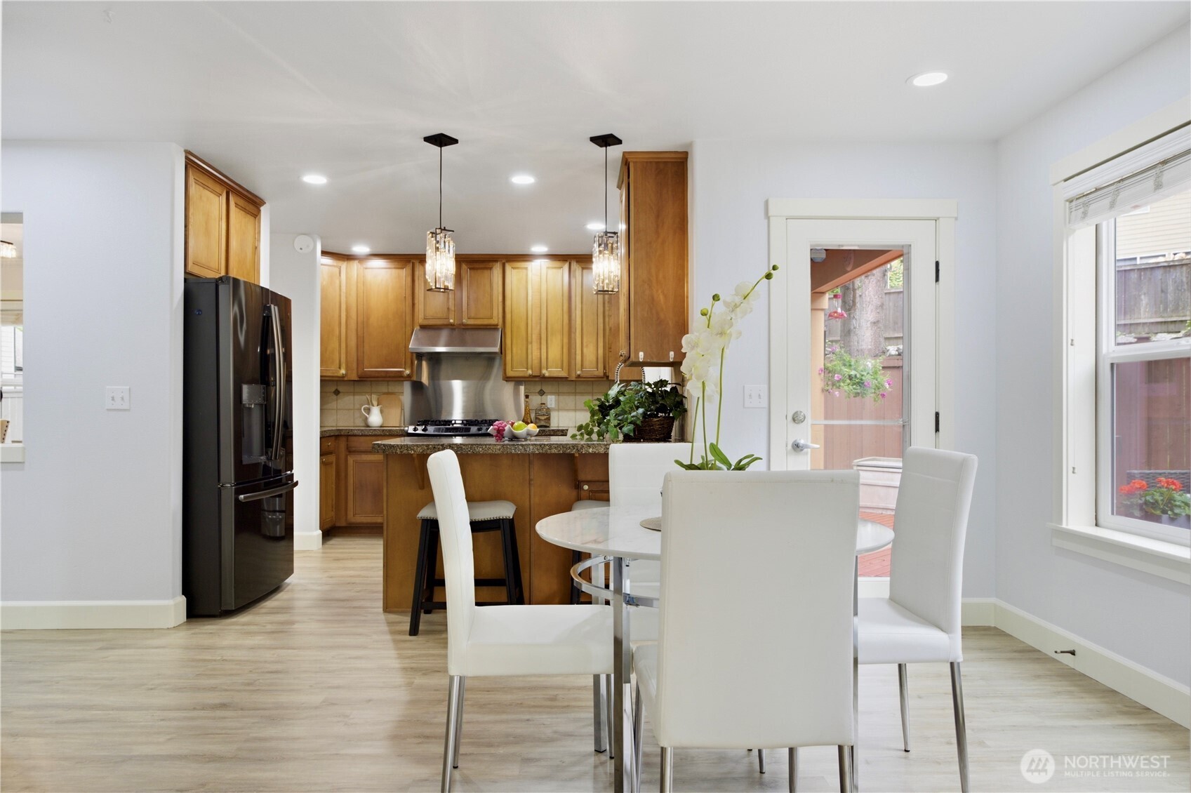 15410 Waynita Way NE, Bothell, WA 98011