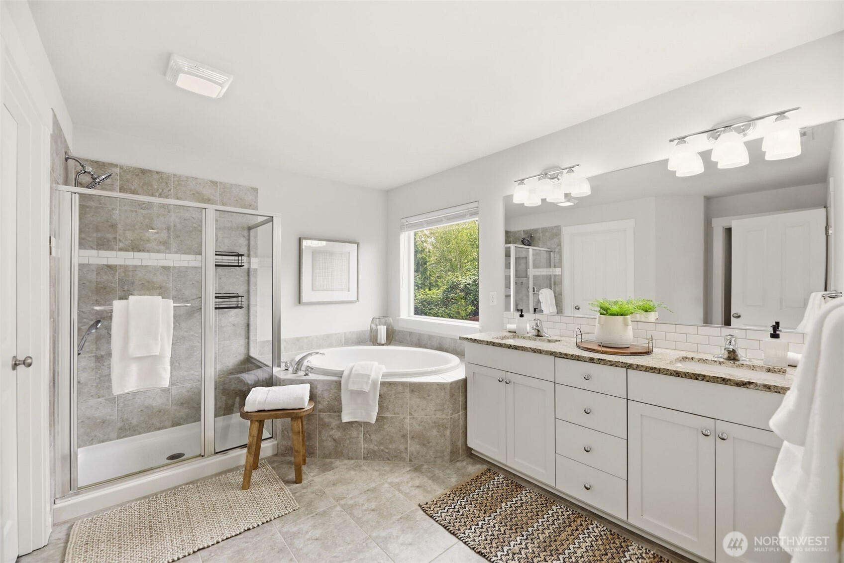 9649 15th Place SE, Lake Stevens, WA 98258