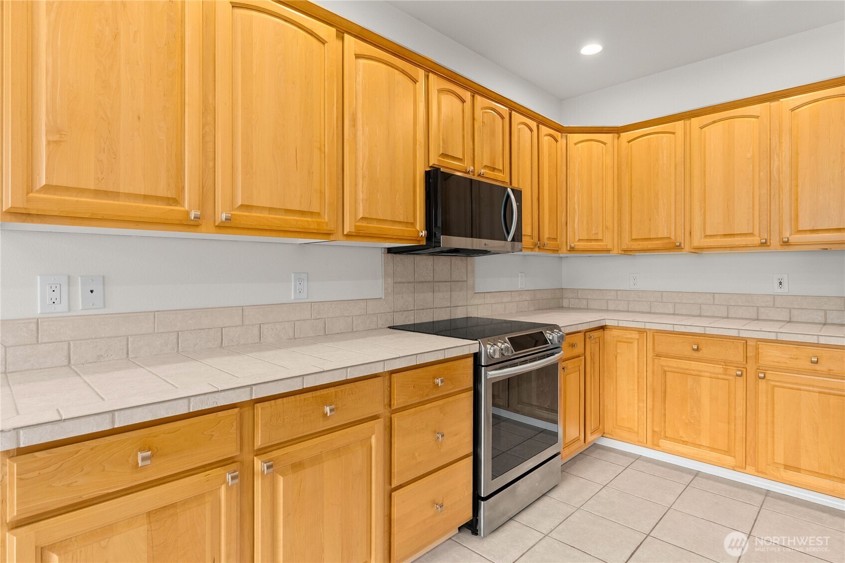 4102 Stonehaven Lane SE, Olympia, WA 98501