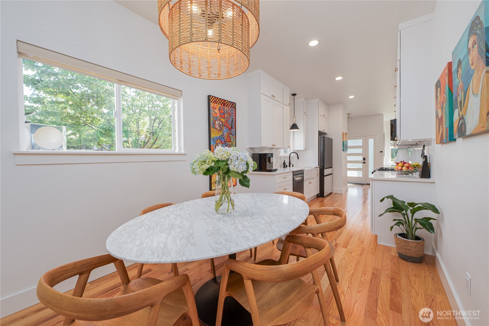 351 17th Avenue E, Seattle, WA 98112