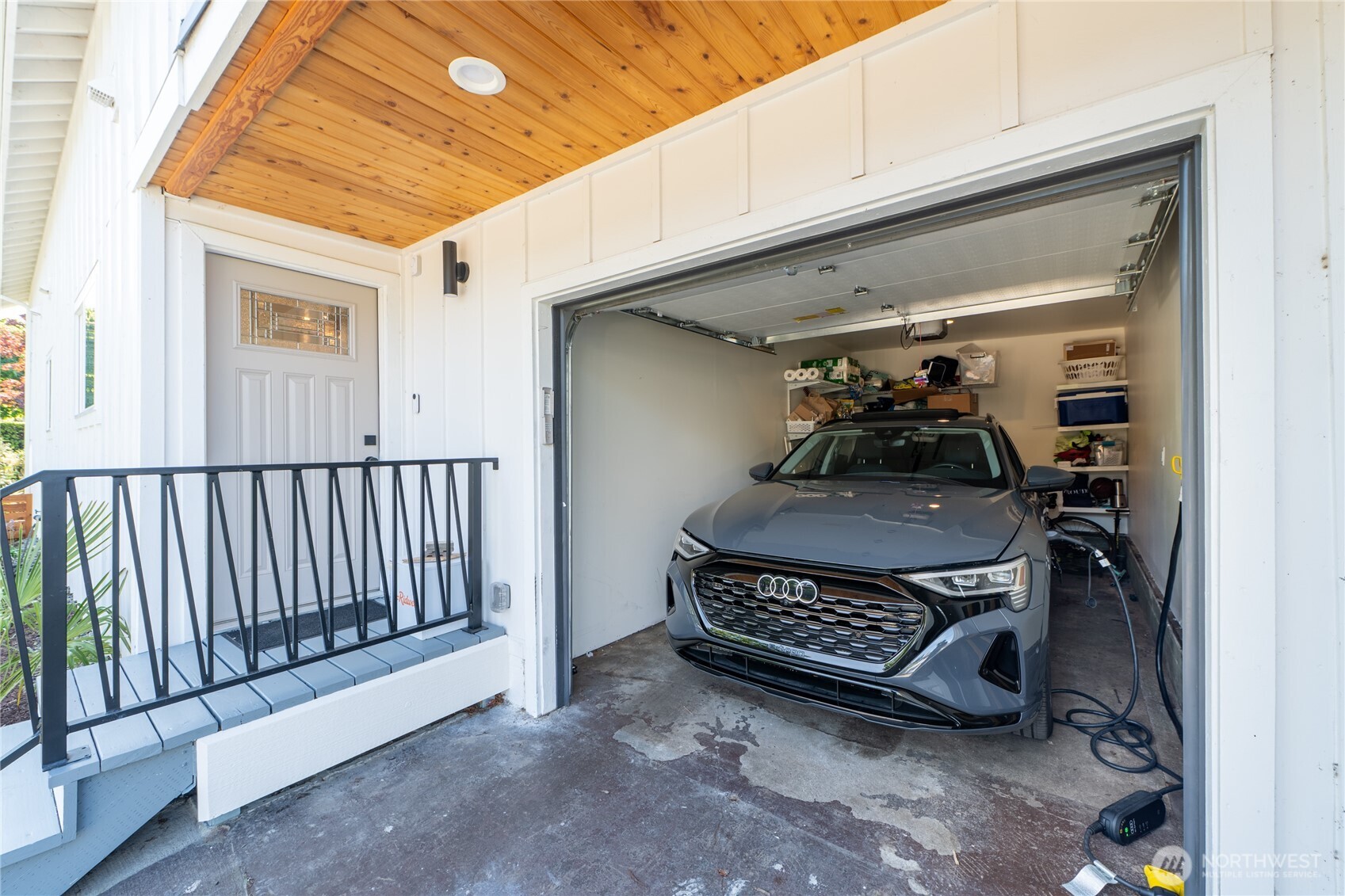 351 17th Avenue E, Seattle, WA 98112