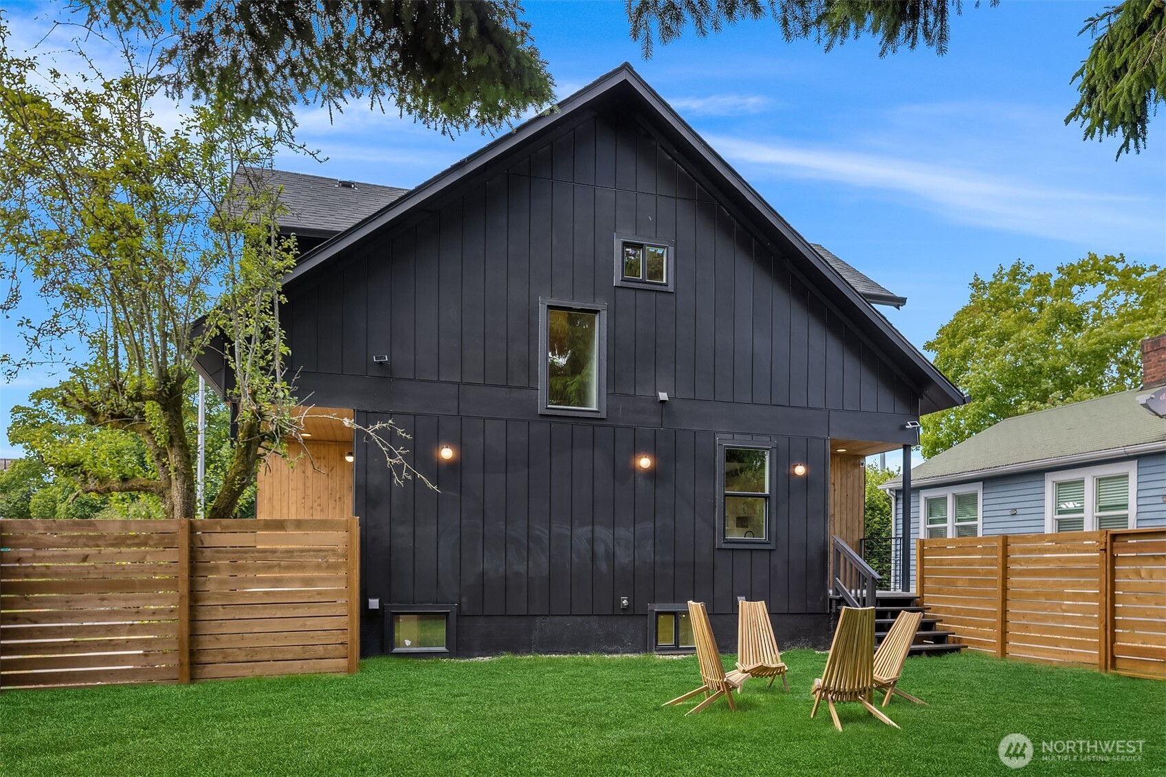 2302 E Pike Street , Seattle, WA 98122