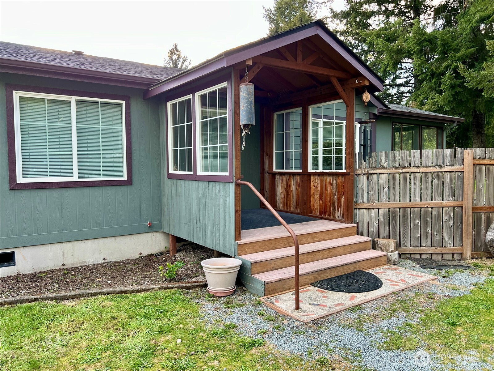 12977 US Highway 12 , Packwood, WA 98361