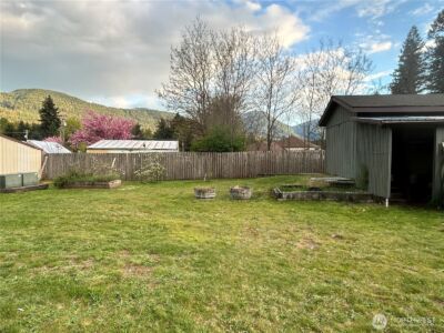 12977 US Highway 12 , Packwood, WA 98361 - Photo 15