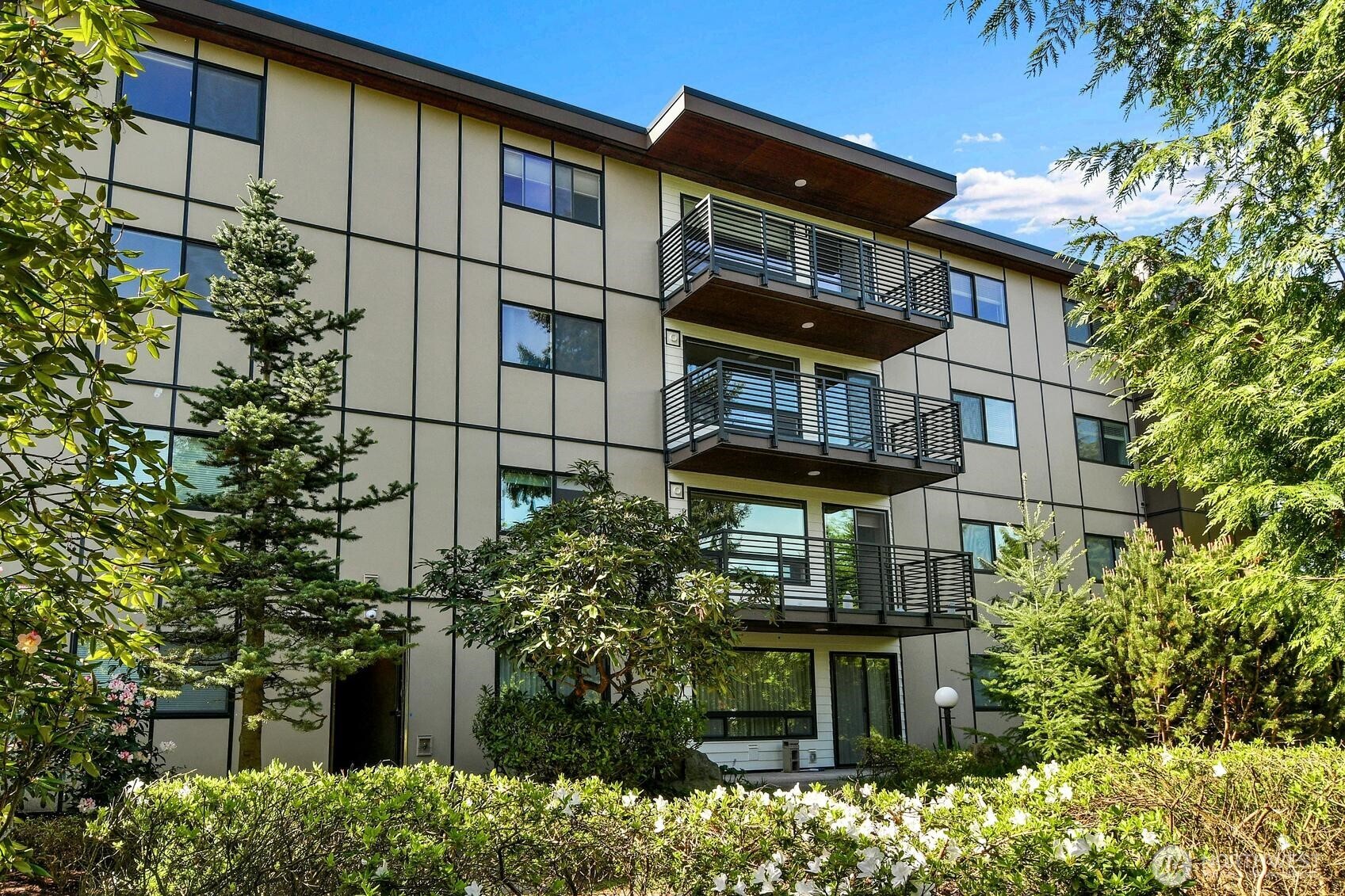 8501 12th Avenue NW #307, Seattle, WA 98117