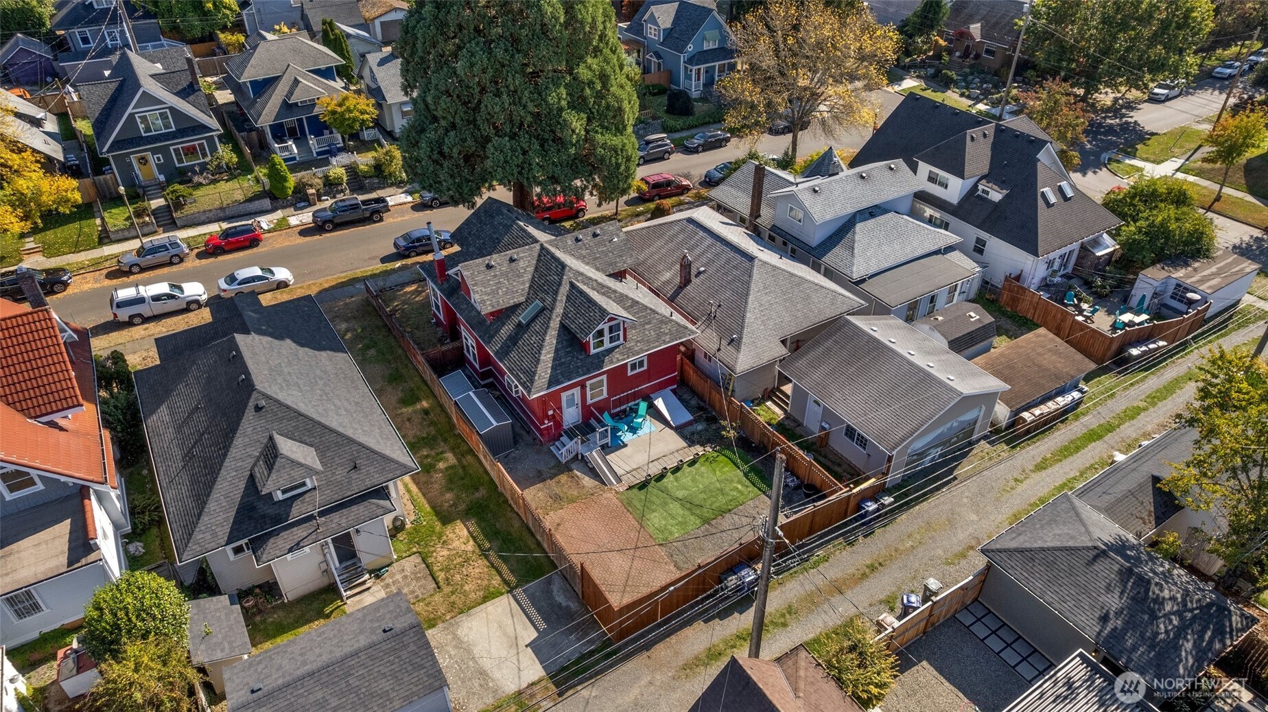 812 N Steele Street , Tacoma, WA 98406