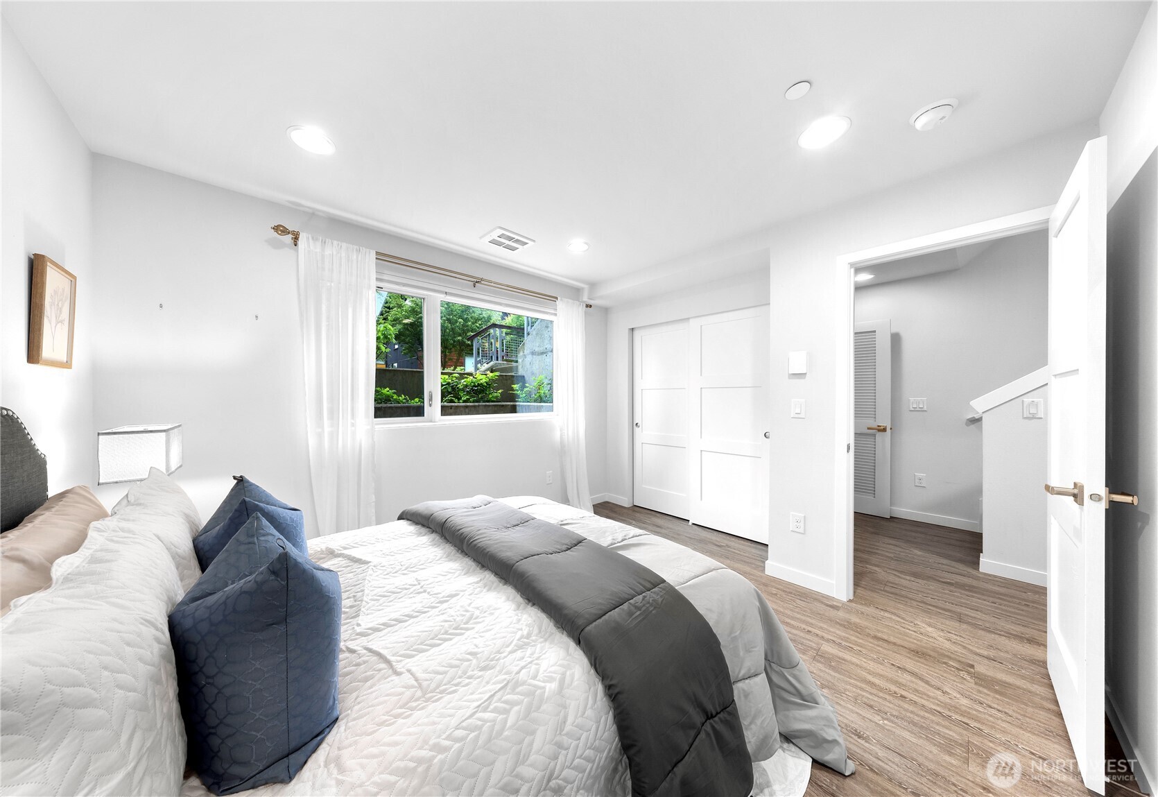 6546 32nd Avenue NE #A, Seattle, WA 98115