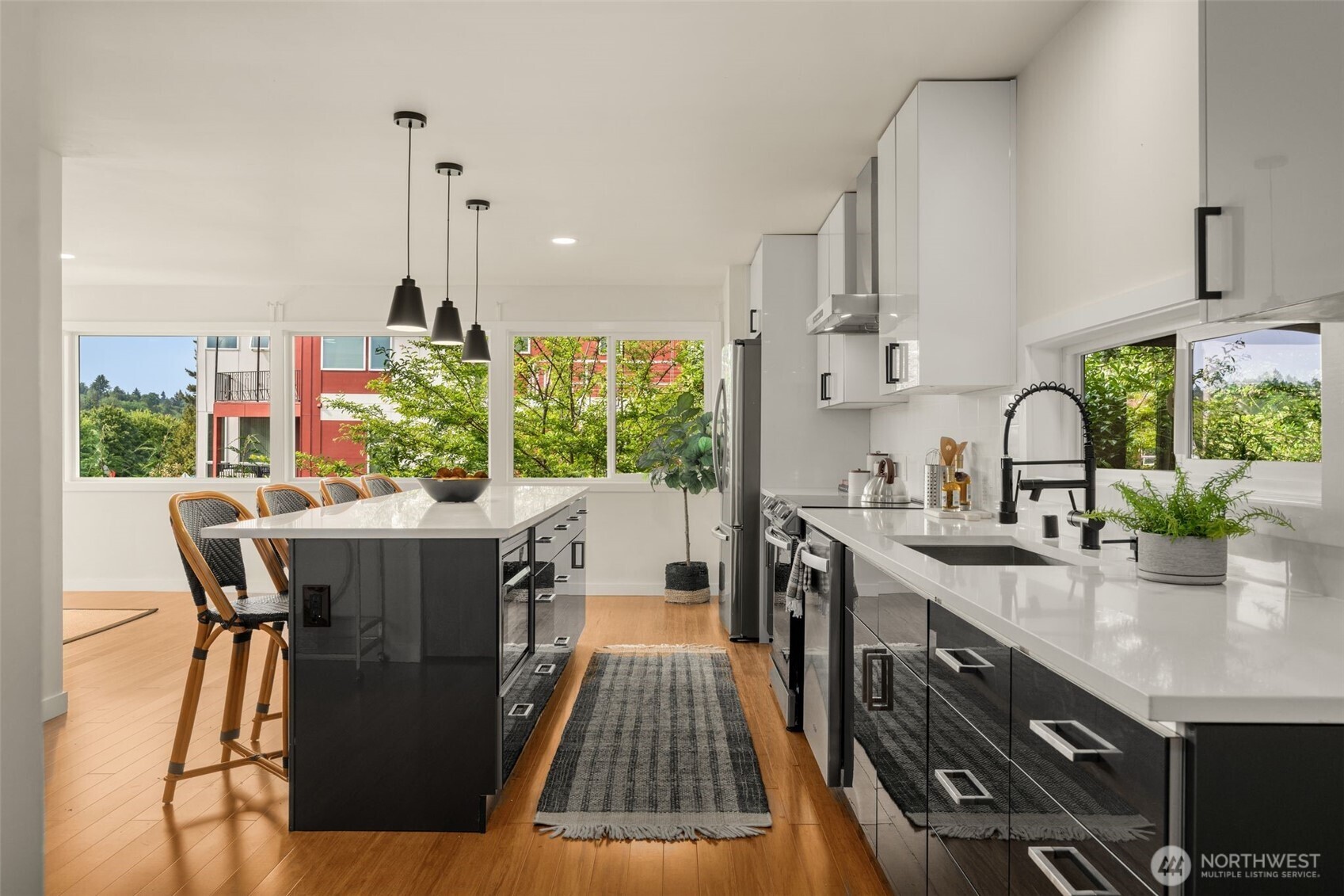 3820 45th Avenue S, Seattle, WA 98118