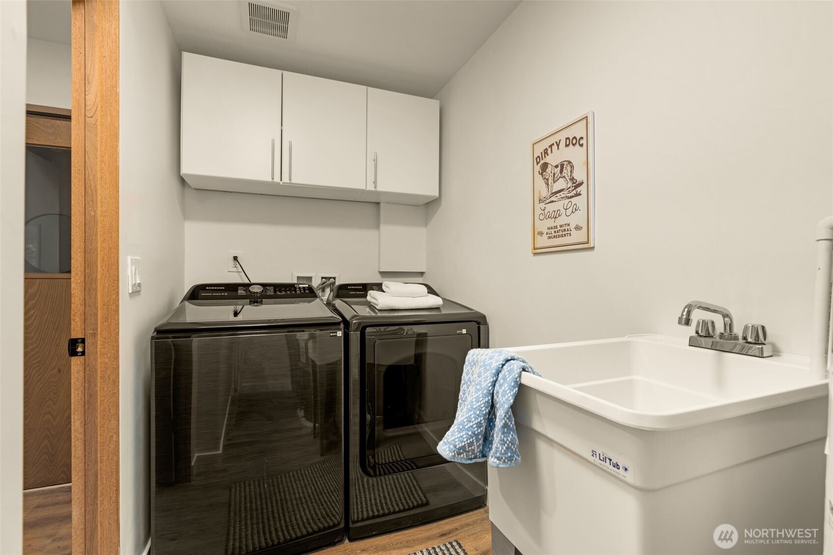 3820 45th Avenue S, Seattle, WA 98118