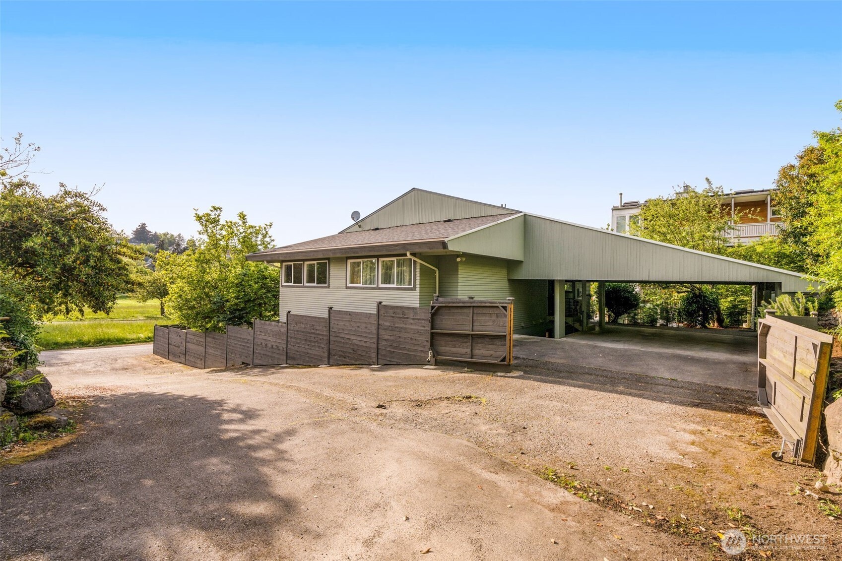 3820 45th Avenue S, Seattle, WA 98118